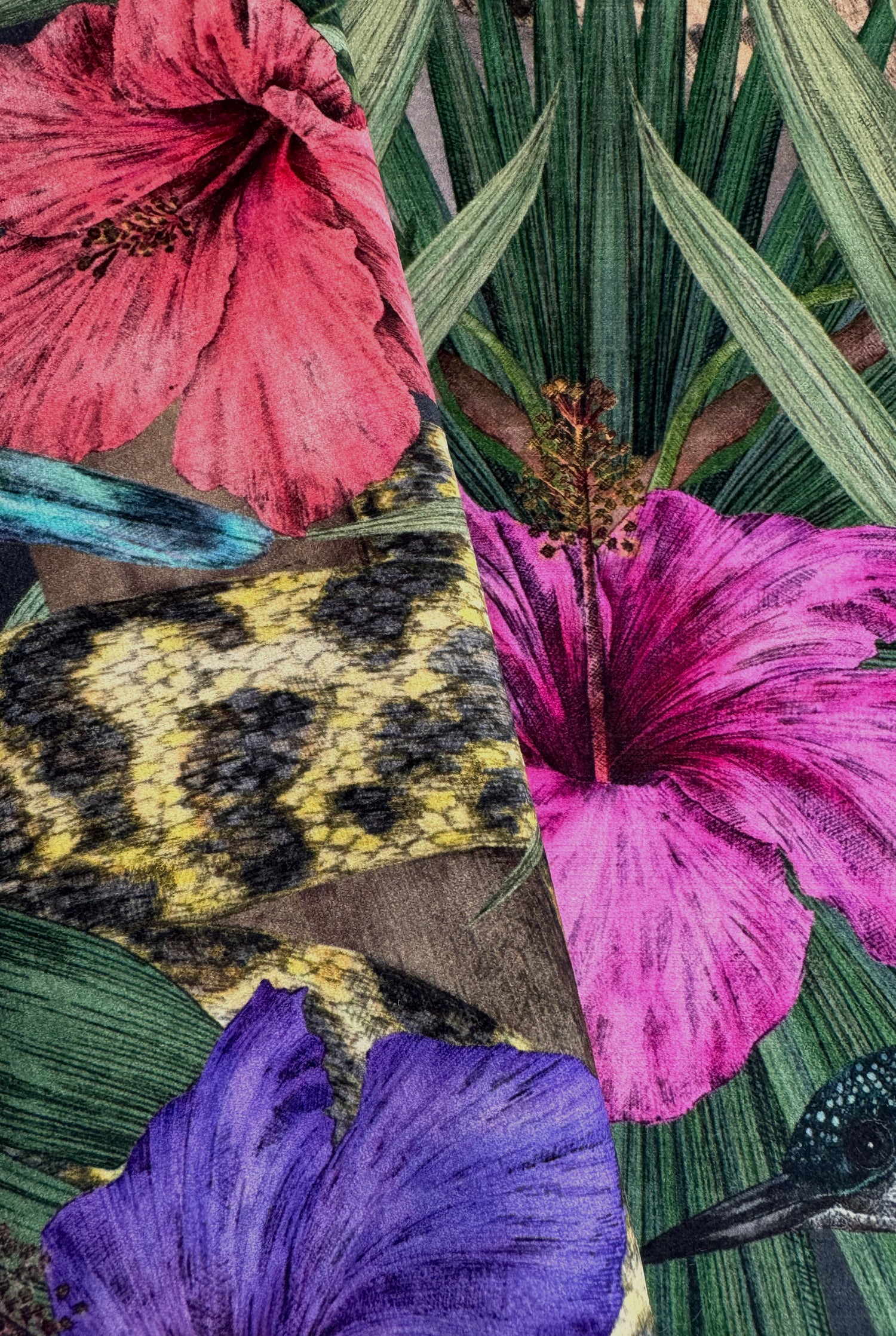 EXOTICA Noir velvet fabric